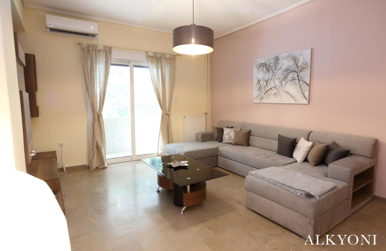 Melma Properties- Alkyoni Apartment By The Sea In Piräus Exterior foto